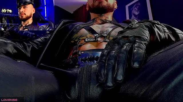 Snapshot of billyMayer_ chatting on October 10, 5:12 pm billyMayer online show from October 10, 5:12 pm