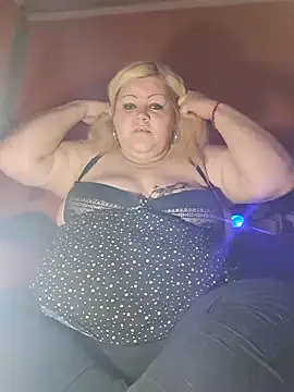 ducicsajsziii online show from January 18, 12:04 pm