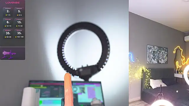 TwilightSparkle  online show from February 23, 11:33 am