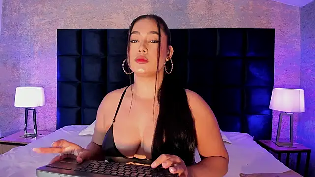 Snapshot of Gaby_Blaze chatting on February 6, 6:56 pm Gaby Blaze online show from February 6, 6:56 pm