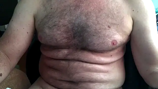 Snapshot of Ivanxx712 chatting on January 20, 8:29 pm Ivanxx712 online show from January 20, 8:29 pm