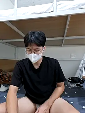 Gwencloudy online show from July 15, 2:33 pm