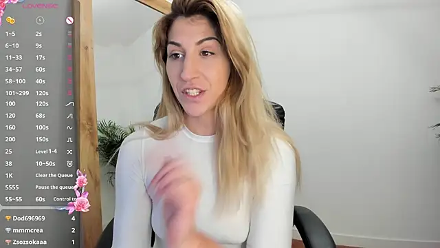 Snapshot of sofiah_ chatting on February 18, 4:48 pm sofiah online show from February 18, 4:48 pm
