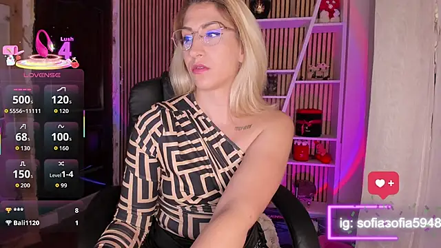 sofiah  online show from February 26, 5:23 pm