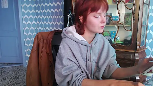 Snapshot of RubyLynxx chatting on April 24, 11:12 am RubyLynxx online show from April 24, 11:12 am