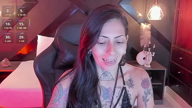 dark gotica online show from January 8, 7:05 pm