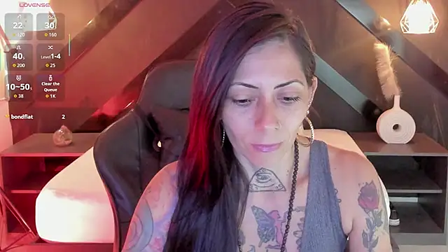 dark gotica online show from February 6, 6:55 pm