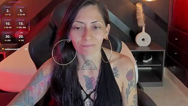 dark gotica online show from March 3, 7:09 pm