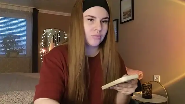 Snapshot of alexababy chatting on November 24, 11:21 am alexababy online show from November 24, 11:21 am