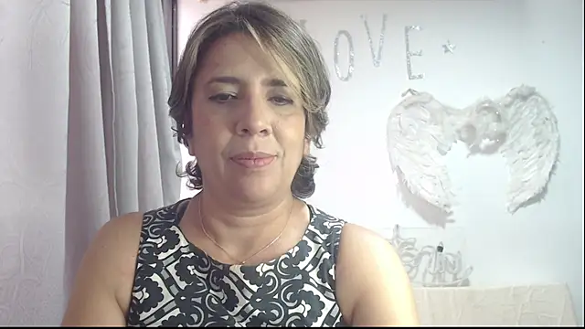 Victoria meester online show from September 19, 8:20 pm