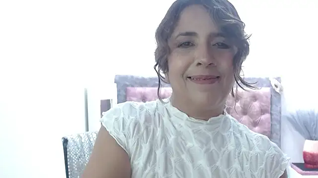 Victoria meester online show from May 2, 4:01 pm