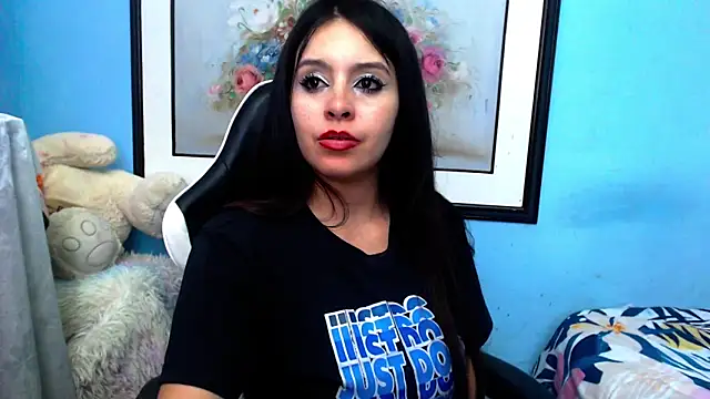 Snapshot of Luciana_and_Neitan chatting on January 8, 2:46 am Luciana and Neitan online show from January 8, 2:46 am