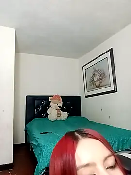 Snapshot of Luciana_and_Neitan chatting on February 22, 10:52 pm Luciana and Neitan online show from February 22, 10:52 pm