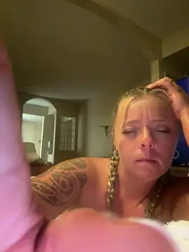 brittney099 online show from July 6, 7:16 am