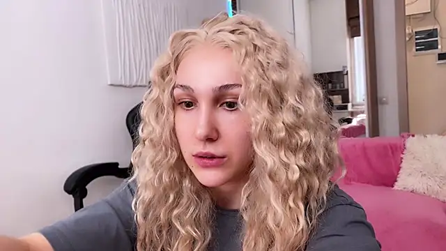 CarolMay online show from June 14, 5:31 am