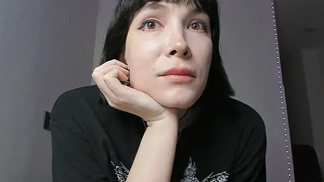 dollmore online show from February 18, 7:30 pm