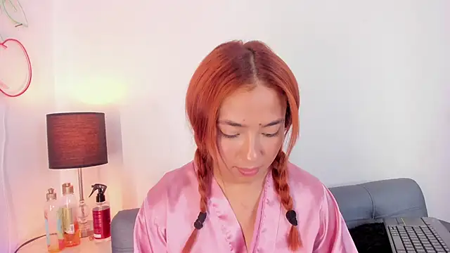 valerycolins online show from March 7, 6:24 am