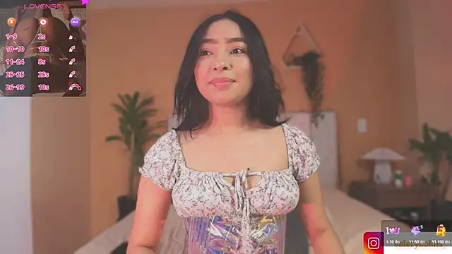 valerycolins online show from July 27, 2:29 am