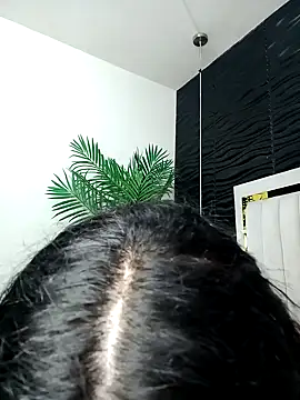 lucia vonne  online show from February 8, 12:17 pm