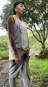 Snapshot of vergasgrandes chatting on December 17, 9:16 pm vergasgrandes online show from December 17, 9:16 pm