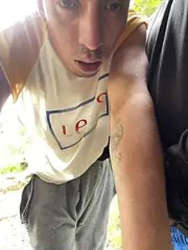 Snapshot of vergasgrandes chatting on December 24, 8:27 pm vergasgrandes online show from December 24, 8:27 pm