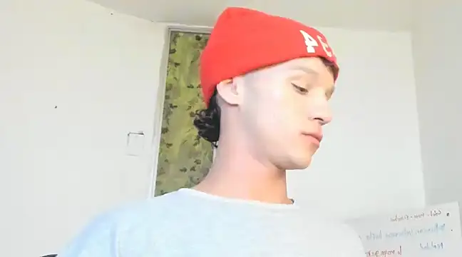 angelcortes online show from December 19, 6:01 pm