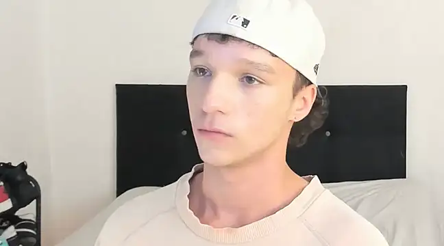 angelcortes online show from January 29, 12:24 pm