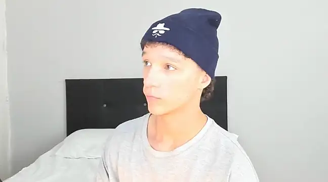 angelcortes online show from March 7, 8:22 pm