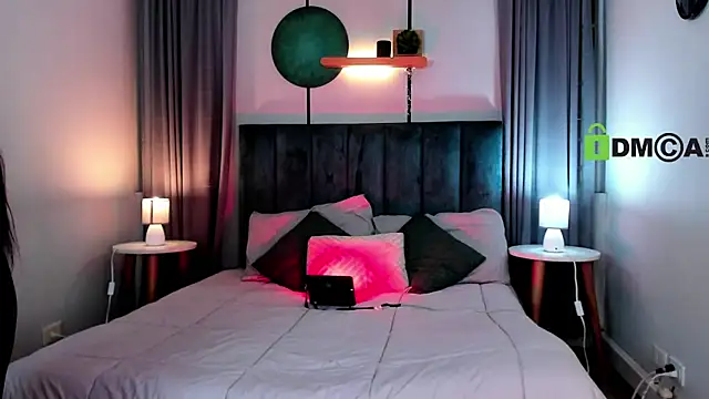 Snapshot of CoralineRicce_ chatting on November 5, 9:59 pm CoralineRicce online show from November 5, 9:59 pm