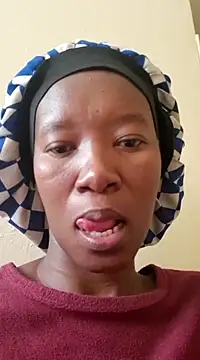 Snapshot of NikkiDickSavage chatting on January 19, 8:07 am NikkiDickSavage online show from January 19, 8:07 am