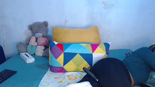 Snapshot of NikkiDickSavage chatting on February 22, 11:58 pm NikkiDickSavage online show from February 22, 11:58 pm