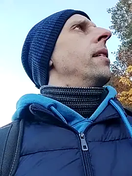 Snapshot of Yrikos1 chatting on October 14, 2:07 pm Yrikos1 online show from October 14, 2:07 pm