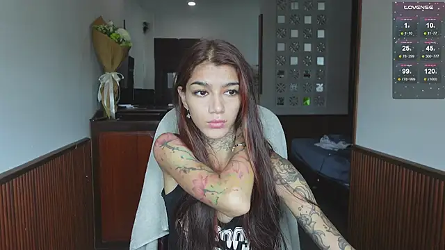 vinkitinkii online show from March 15, 6:30 am