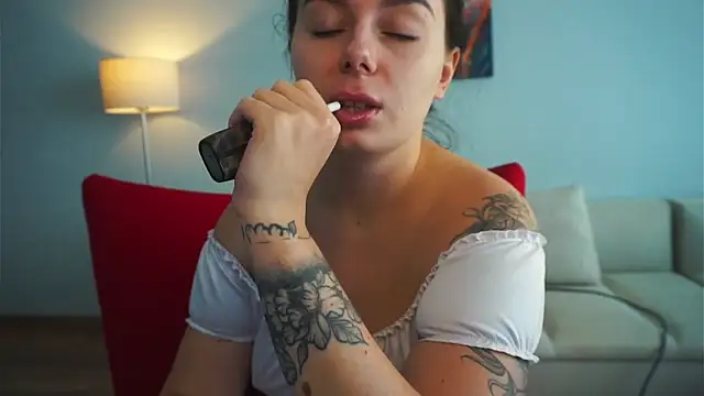 DiJiRay online show from March 1, 10:45 am