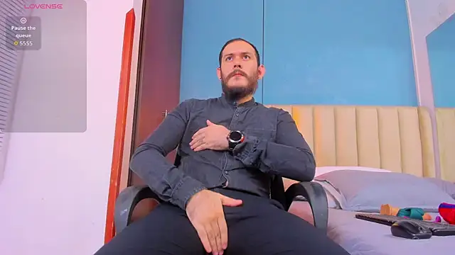 Snapshot of jeanpiere_ chatting on December 21, 3:35 am jeanpiere online show from December 21, 3:35 am