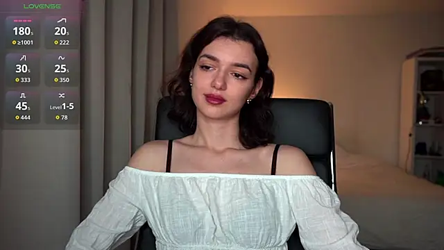 Snapshot of olivia_jeas chatting on November 26, 12:22 am olivia jeas online show from November 26, 12:22 am