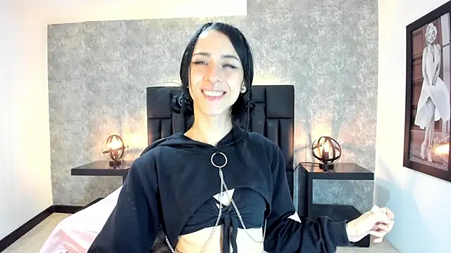 lhiamfit online show from January 7, 6:27 am