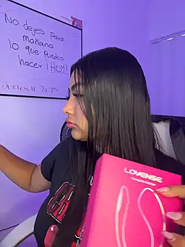 Snapshot of NatashaBrown12 chatting on November 8, 1:00 pm NatashaBrown12 online show from November 8, 1:00 pm