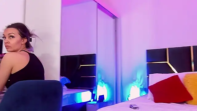 AllisonSweets online show from April 27, 10:13 am