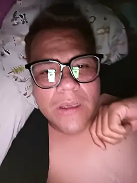 ChubbyCdmxInt1 online show from December 1, 3:44 am