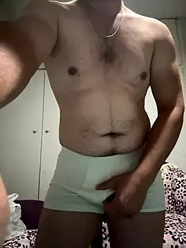 Snapshot of Soylu95 chatting on November 15, 12:08 am Soylu95 online show from November 15, 12:08 am