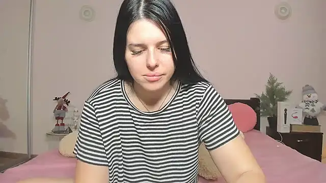 Snapshot of Annatrybebetter chatting on January 8, 8:07 pm Annatrybebetter online show from January 8, 8:07 pm