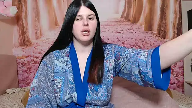 Snapshot of Annatrybebetter chatting on November 14, 8:40 pm Annatrybebetter online show from November 14, 8:40 pm