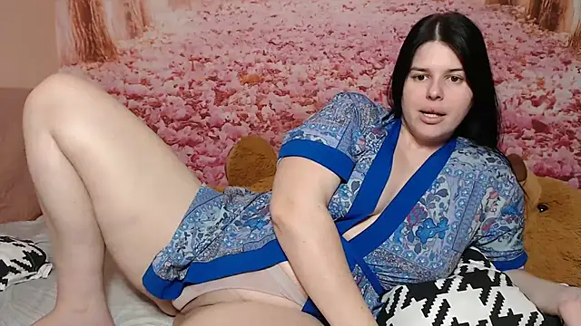 Snapshot of Annatrybebetter chatting on November 17, 9:09 pm Annatrybebetter online show from November 17, 9:09 pm