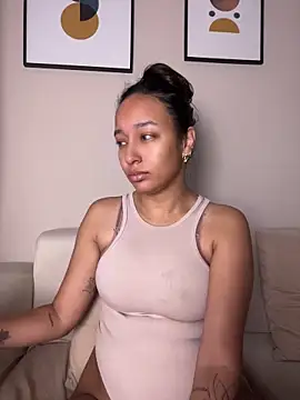 DianaHopson online show from July 10, 10:51 am