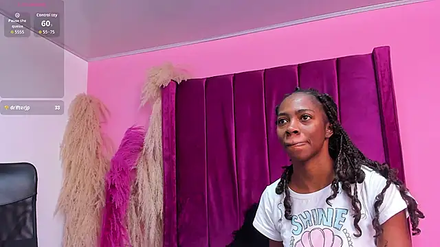 Shanelle   online show from December 14, 2:22 pm