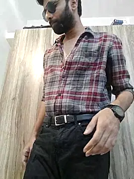 18 couple sex online show from May 11, 5:43 pm