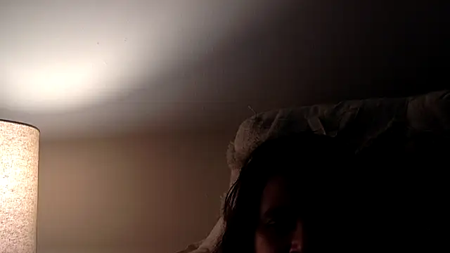 Snapshot of meepicgirl chatting on March 8, 1:47 am meepicgirl online show from March 8, 1:47 am