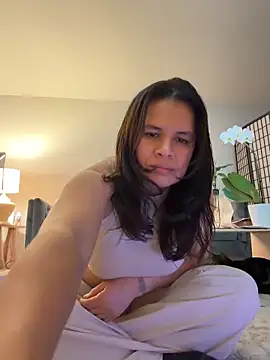 Snapshot of meepicgirl chatting on March 22, 4:27 am meepicgirl online show from March 22, 4:27 am