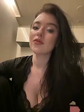 Snapshot of Angela_Fosterr chatting on February 7, 6:11 pm Angela Fosterr online show from February 7, 6:11 pm